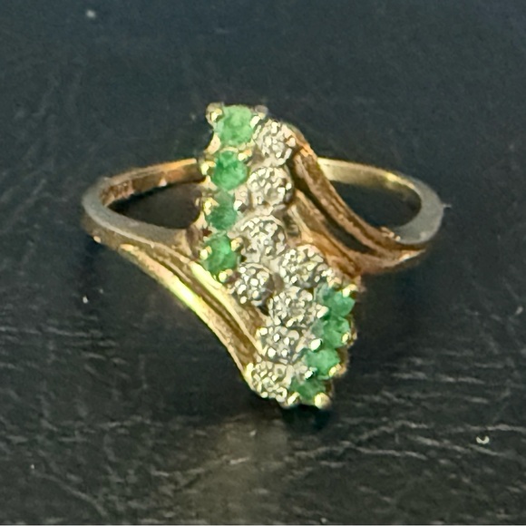 14k Yellow Gold Emeralds & Diamonds - Ring Size 6.75